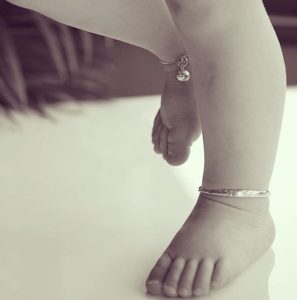 silver-baby-anklet-saffron-bells